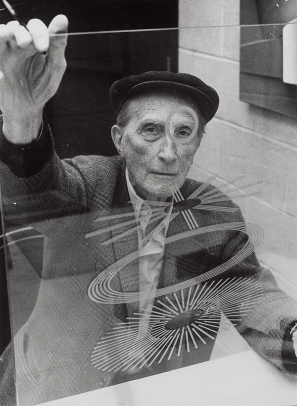 리처드 해밀턴, 〈<안과의사 목격자>와 뒤샹〉, 1967. Philadelphia Museum of Art, Library and Archives: Gift of Jacqueline, Paul and Peter Matisse in memory of their mother Alexina Duchamp ©Association Marcel Duchamp / ADAGP, Paris – SACK, Seoul, 2018