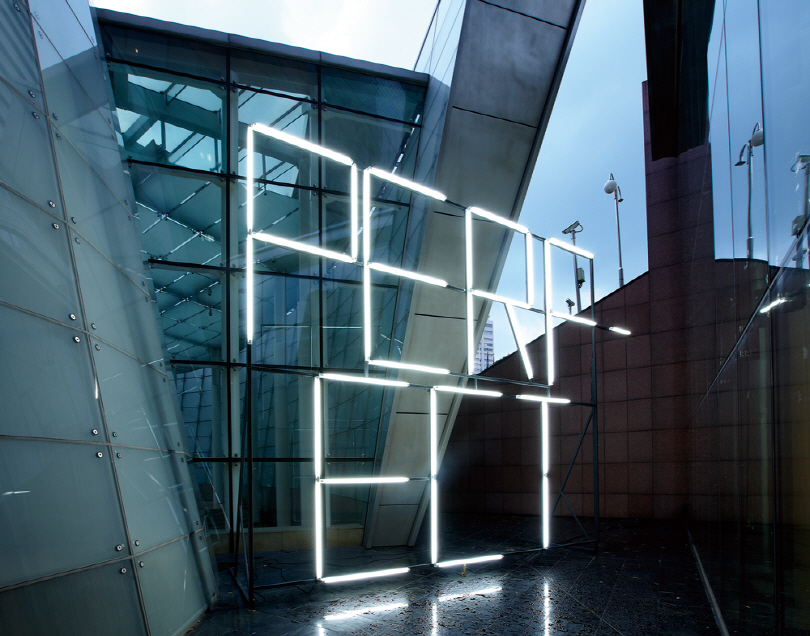 Nayoungim and Gregory Maass _ Acceptance_ Neon lights, steel_ 780 x 570 x 200cm_ 2012