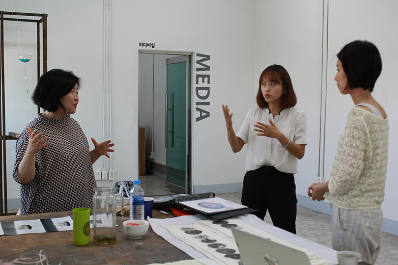 Artist Mentoring of Akiko Nakayama, Theoretical Support Section, 2018. ⓒArtist Residency TEMI