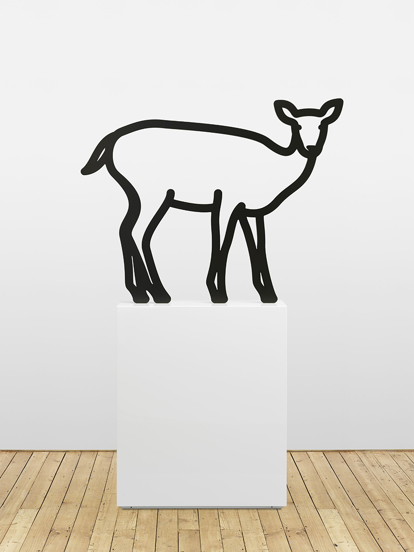 Julian Opie, Deer 3 (2020). Auto paint on aluminium with metal base. 103 x 132 x 2.5 cm. Courtesy the artist and Kukje Gallery.